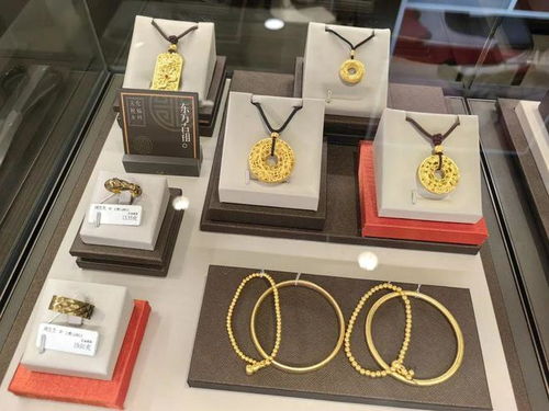 龍年將至，龍?jiān)攸S金飾品銷售火爆，市場(chǎng)迎來消費(fèi)熱潮